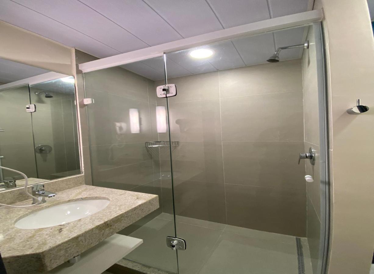 Ibis Budget Recife Jaboatao จาบัวเทา โดส กัวราราเปส ภายนอก รูปภาพ