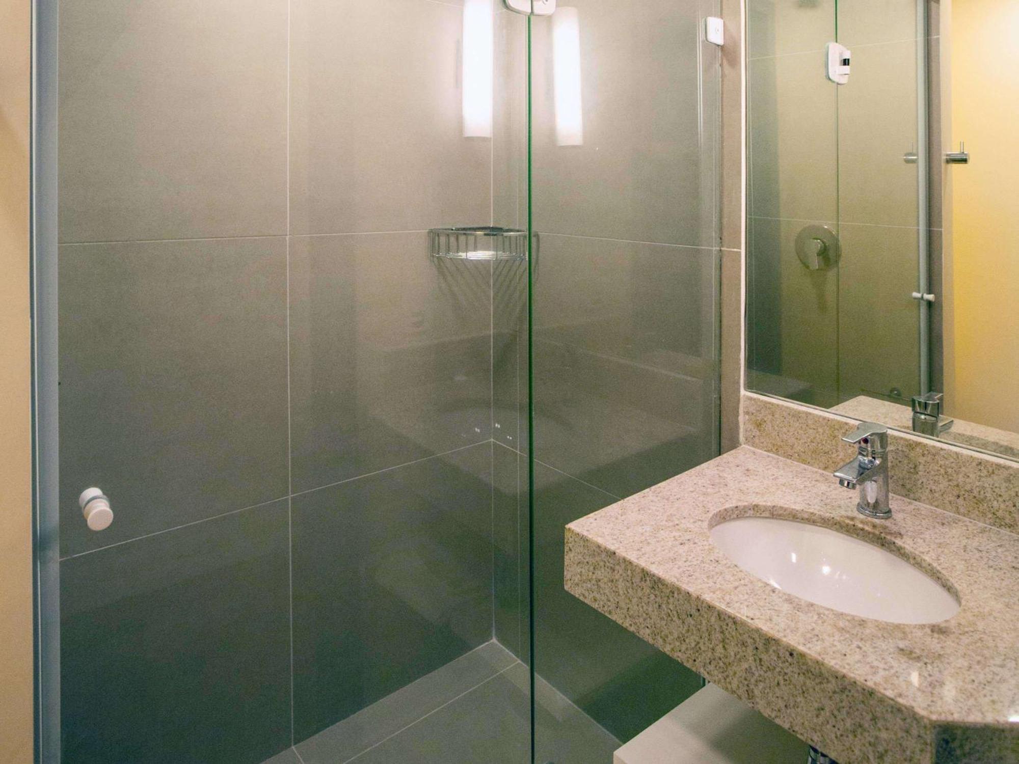 Ibis Budget Recife Jaboatao จาบัวเทา โดส กัวราราเปส ภายนอก รูปภาพ